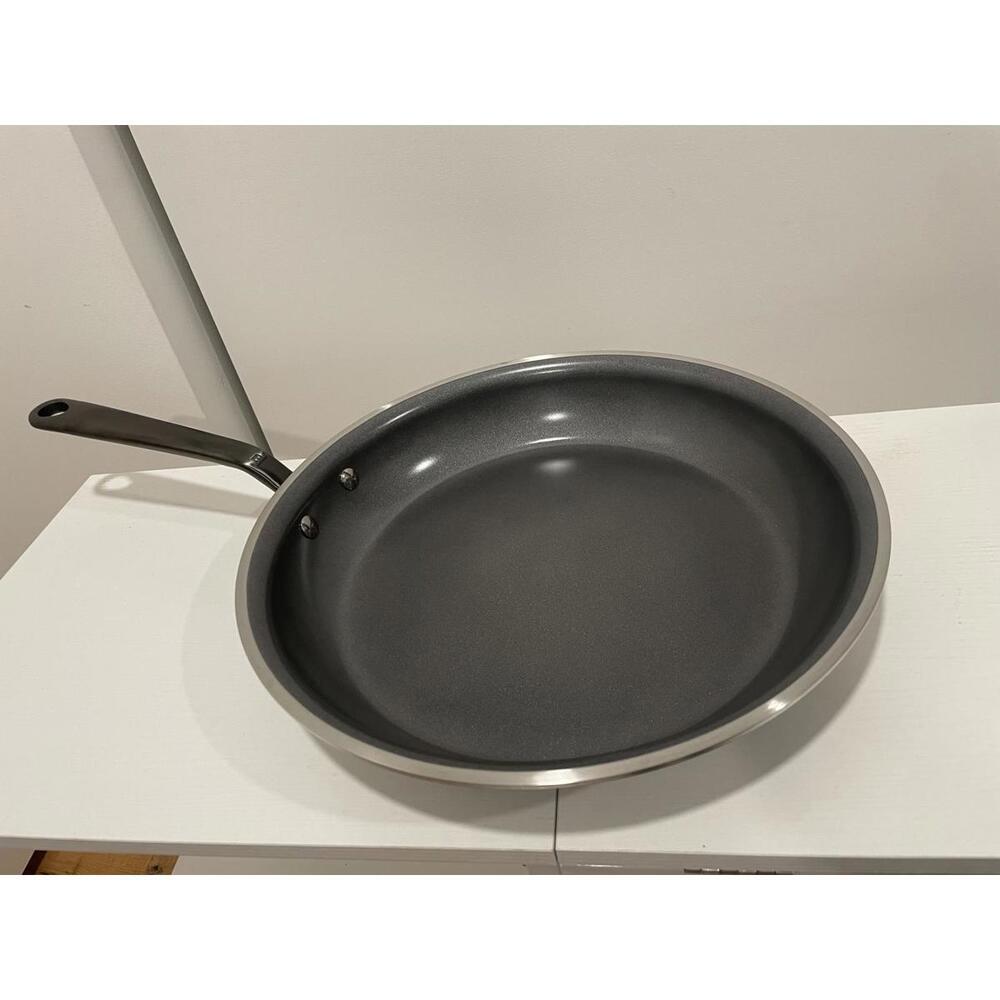 Made In CeramiClad Non-Stick 12" Frying Pan Set - New no box